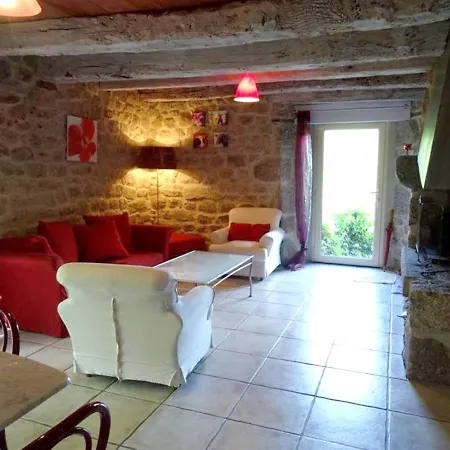 Dom wakacyjny Maison De 2 Chambres Avec Terrasse Amenagee Et Wifi A La Capelle